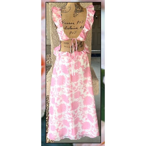 Petal & Pup Rori Pink Floral Ruffle Maxi Dress Size M - Picture 3 of 15